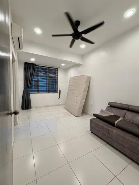 2-storey Terraced House for Sale in Mutiara Rini (Skudai) - Jaz Lee - PropertyGuru.com.my
