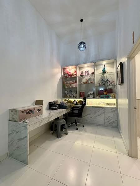 2-storey Terraced House for Sale in Mutiara Rini (Skudai) - Jaz Lee - PropertyGuru.com.my