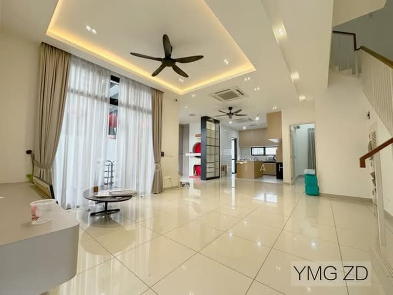 Rumah Teres 2 Tingkat untuk Dijual di Eco Ardence (Setia Alam) - Mason Chiah - Living Room - PropertyGuru.com.my