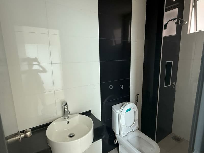 Servis Apartment untuk Dijual di Vida Heights - Jasz Ong - Bathroom - PropertyGuru.com.my
