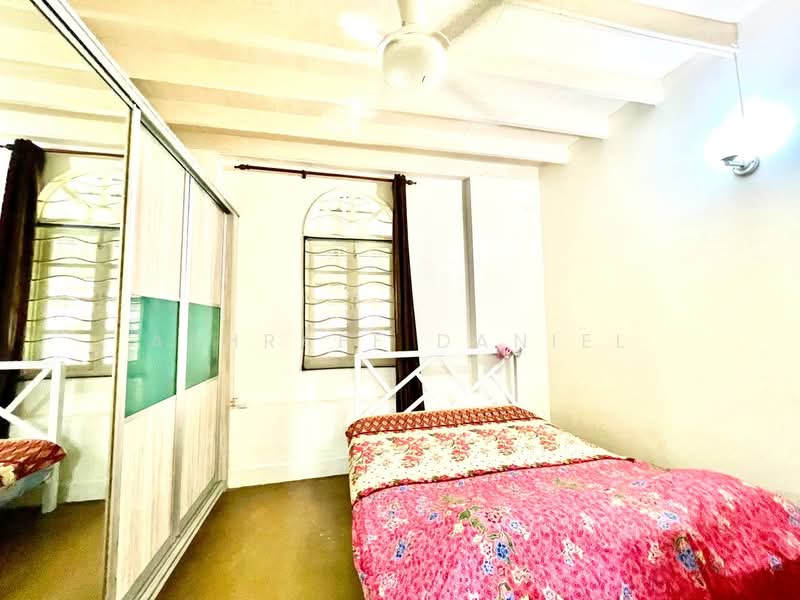 Rumah Teres 2 Tingkat untuk Dijual di Seksyen 1a (Petaling Jaya) - Ashraff Daniel - PropertyGuru.com.my