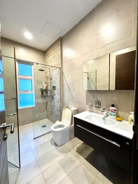 Bungalow for Sale in Subang Heights (Subang Jaya) - Mohammad Din Majid - PropertyGuru.com.my