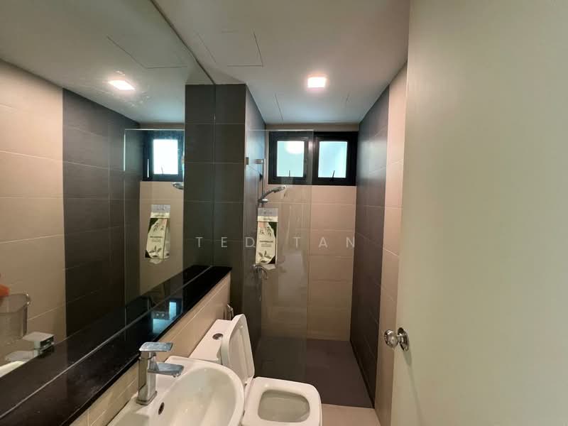 Kondominium untuk Disewa di Raffel Tower - Ted Tan - Bathroom - PropertyGuru.com.my