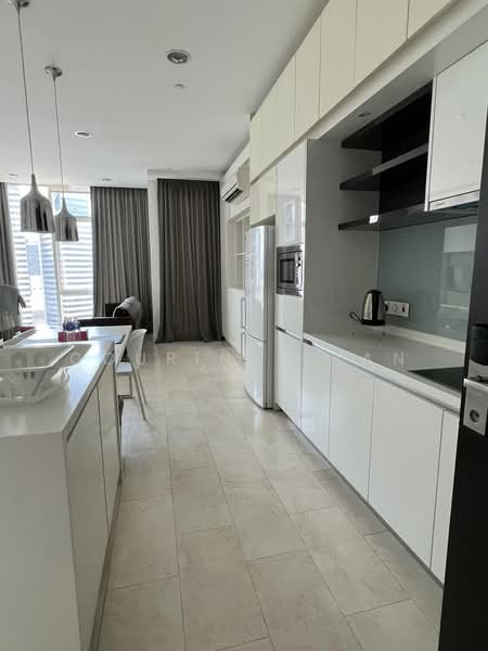 Service Residence for Sale at The Face Suites (Platinum Suites) - Courines Tan - Kitchen - PropertyGuru.com.my