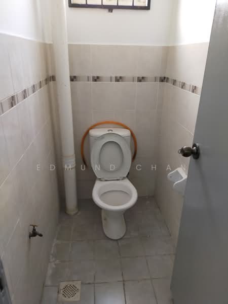 Kedai untuk Disewa di Taman Mutiara Indah (Puchong) - Edmund Chan - Bathroom - PropertyGuru.com.my