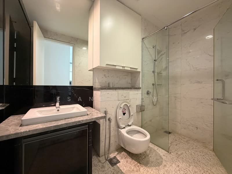 Service Residence for Sale at The Face Suites (Platinum Suites) - Sandy Low - Bathroom - PropertyGuru.com.my