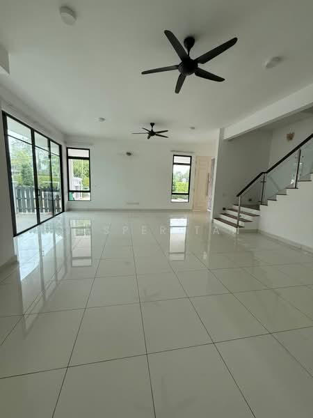 Rumah Berkembar untuk Disewa di Semenyih (Selangor) - Jasper Tan - Living Room - PropertyGuru.com.my