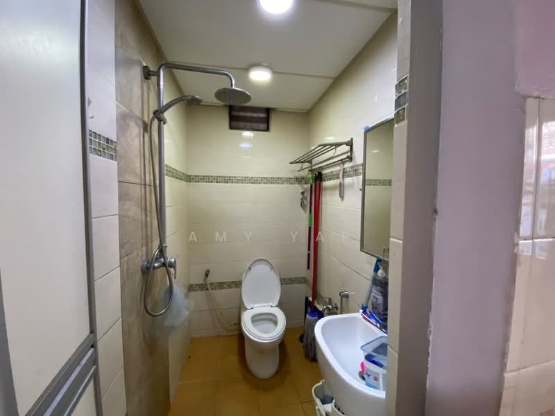 2-storey Terraced House for Rent in Bandar Menjalara (Kuala Lumpur) - Amy Yap - Bathroom - PropertyGuru.com.my
