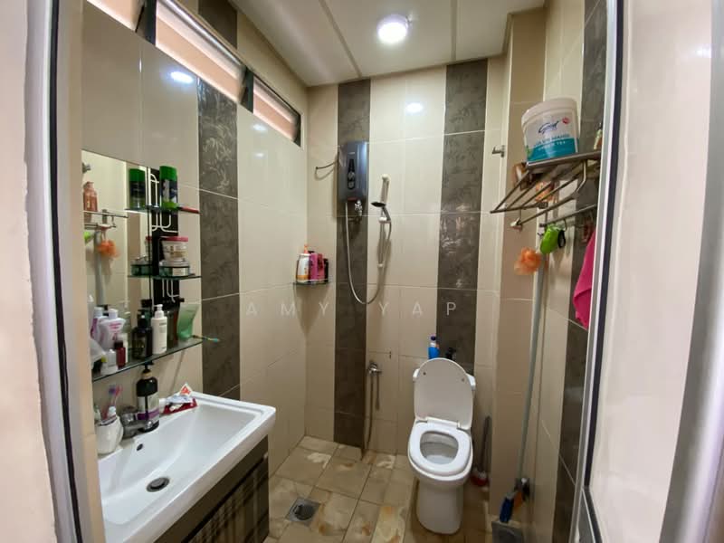 2-storey Terraced House for Rent in Bandar Menjalara (Kuala Lumpur) - Amy Yap - Bathroom - PropertyGuru.com.my