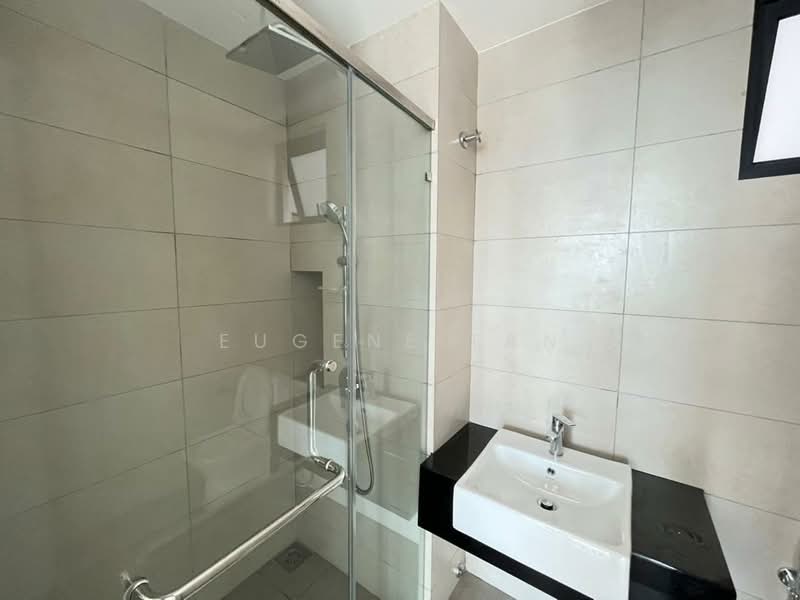 Servis Apartment untuk Disewa di Serviced Residence @ Sunway D'hill Residences - Eugene Tan - Bathroom - PropertyGuru.com.my