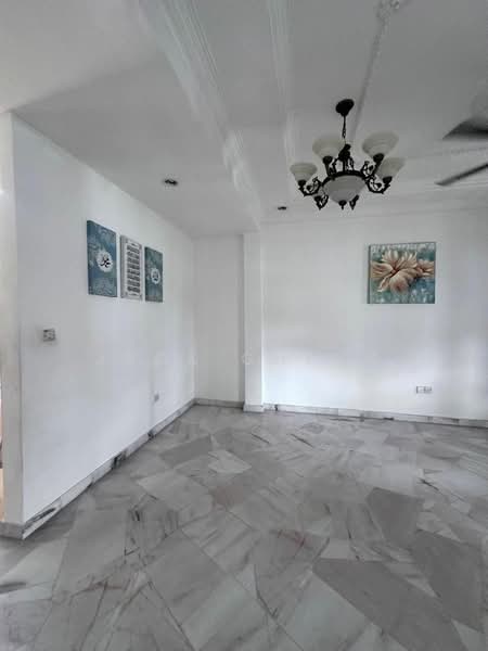 2-storey Terraced House for Sale in Bandar Tasik Puteri (Rawang) - Jack Cheng - Living Room - PropertyGuru.com.my