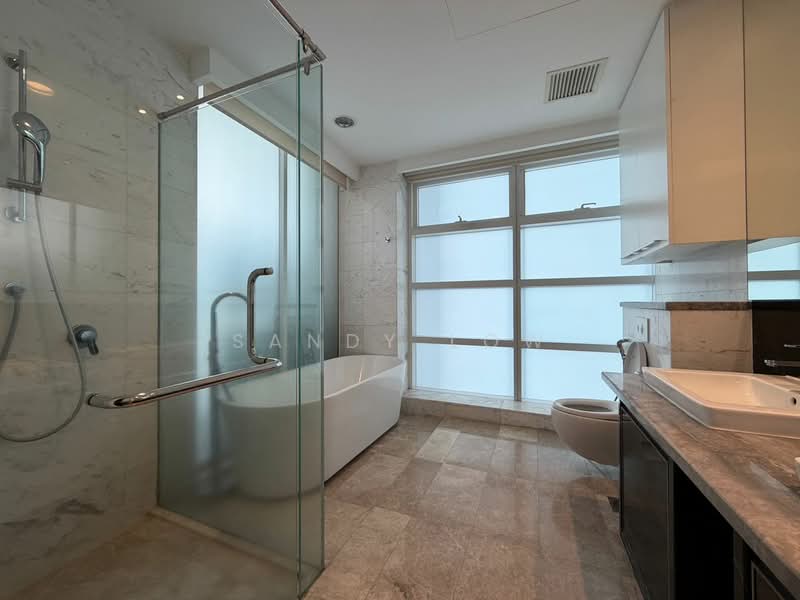Service Residence for Sale at The Face Suites (Platinum Suites) - Sandy Low - Bathroom - PropertyGuru.com.my