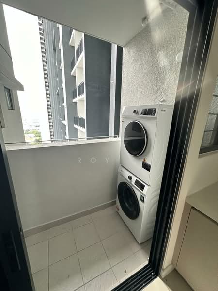 Kondominium untuk Disewa di Skyline KL - Roy C - Balcony - PropertyGuru.com.my