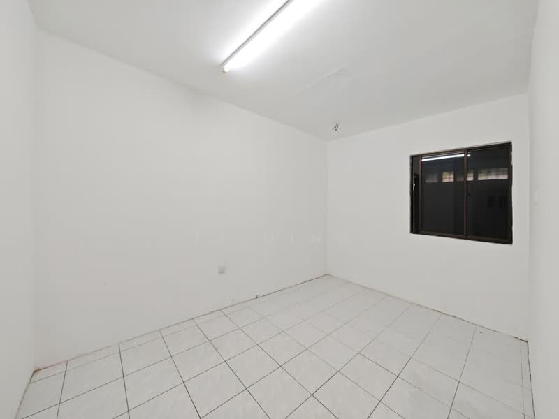 Rumah Teres 2 Tingkat untuk Dijual di Taman Bukit Mewah (Tampoi) - TK Ding - Interior - PropertyGuru.com.my