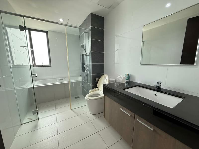 Apartment for Sale at Ponderosa Lakeside Apartment - Linz Soh - Bathroom - PropertyGuru.com.my