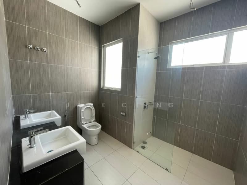 Semi-Detached House for Sale in M Residence (Rawang) - Jack Cheng - Bathroom - PropertyGuru.com.my