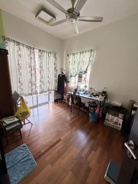 Semi-Detached House for Sale in Desa Parkcity (Kuala Lumpur) - William Sim - Study - PropertyGuru.com.my