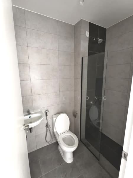 Semi-Detached House for Rent in Setia Tropika (Johor Bahru) - Janice Yong - Bathroom - PropertyGuru.com.my