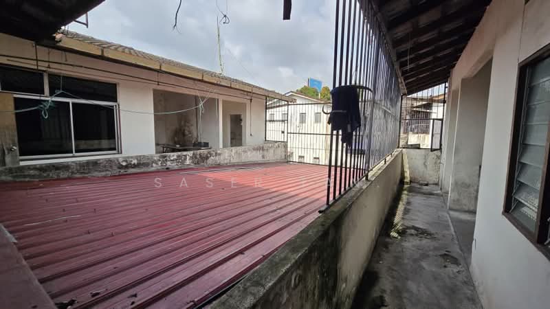 Kedai untuk Dijual di Taman Ungku Tun Aminah (Skudai) - SASER TAN. - Roof - PropertyGuru.com.my