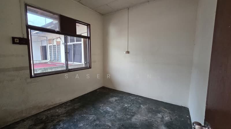Kedai untuk Dijual di Taman Ungku Tun Aminah (Skudai) - SASER TAN. - Interior - PropertyGuru.com.my