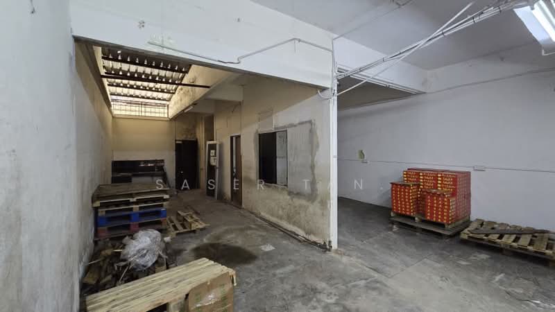 Kedai untuk Dijual di Taman Ungku Tun Aminah (Skudai) - SASER TAN. - Interior - PropertyGuru.com.my
