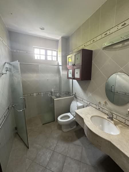 Rumah Banglo untuk Disewa di Batu Ferringhi (Penang) - Rick Goh - Bathroom - PropertyGuru.com.my