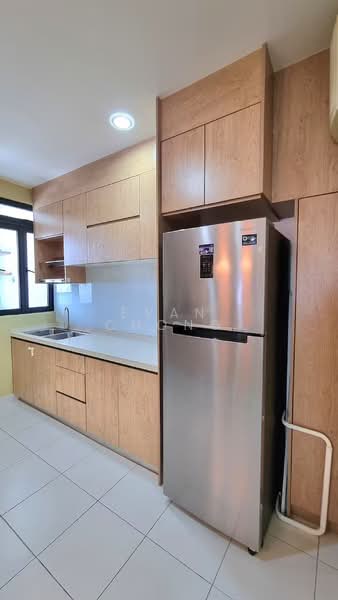 Servis Apartment untuk Dijual di Metia Residence - Evan Chong - Kitchen - PropertyGuru.com.my