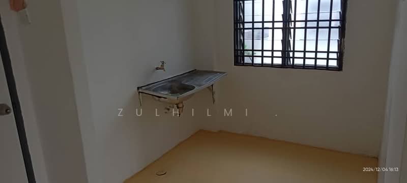 Rumah Flat untuk Dijual di Sri Cempaka Court - ZULHILMI . - PropertyGuru.com.my