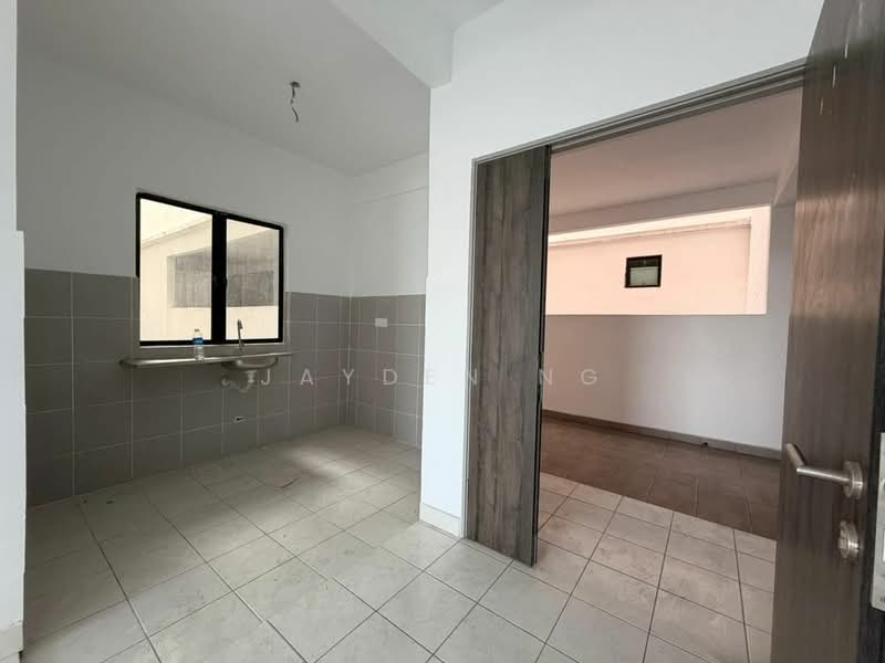 Apartment for Sale at PR1MA @ LARKIN INDAH - Jayden Ng - Kitchen - PropertyGuru.com.my