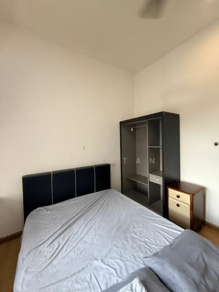 Condominium for Rent at Amberside @ Country Garden Danga Bay - Alan Tan - Bedroom - PropertyGuru.com.my