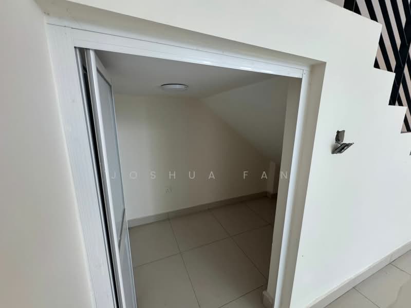 3-storey Terraced House for Rent in Bandar Nusaputra (Puchong) - Joshua Fan - Interior - PropertyGuru.com.my