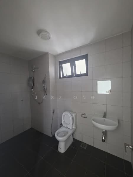 Service Residence for Sale at Meridin Executive Suites @ The Meridin - Jasz Ong - Bathroom - PropertyGuru.com.my