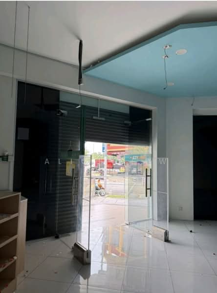 Shop for Rent in Kajang (Selangor) - Alice Leow - Entrance - PropertyGuru.com.my