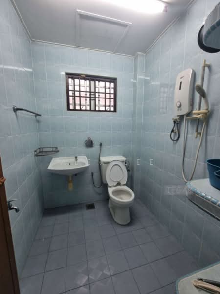 Rumah Teres 2-Tingkat untuk Dijual di Klang (Selangor) - Alex Lee - Bathroom - PropertyGuru.com.my