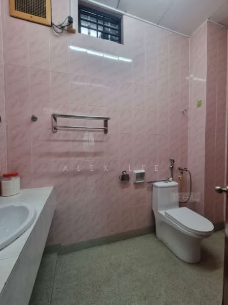 Rumah Teres 2-Tingkat untuk Dijual di Klang (Selangor) - Alex Lee - Bathroom - PropertyGuru.com.my