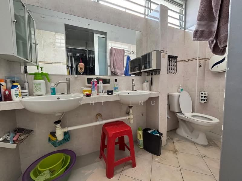 Rumah Teres 2 Tingkat untuk Dijual di Bandar Putra (Kulai) - Shi Ting - PropertyGuru.com.my