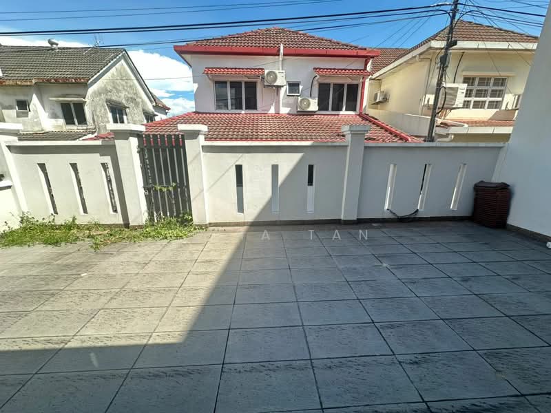 Terraced House for Sale in Usj 2 (Subang Jaya) - Celia Tan - Exterior - PropertyGuru.com.my