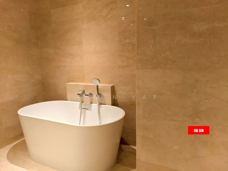 Servis Apartment untuk Dijual di Marriott Residence @ Gurney - Jiasin Yap - Bathroom - PropertyGuru.com.my