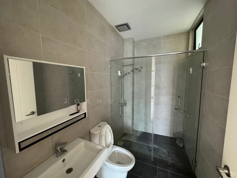 3-storey Terraced House for Rent in Bandar Nusaputra (Puchong) - Joshua Fan - Bathroom - PropertyGuru.com.my