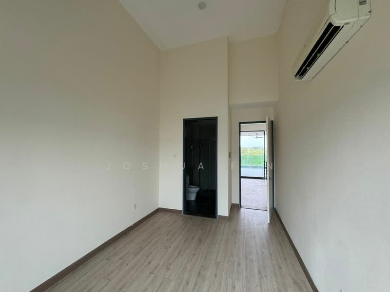3-storey Terraced House for Rent in Bandar Nusaputra (Puchong) - Joshua Fan - Bathroom - PropertyGuru.com.my
