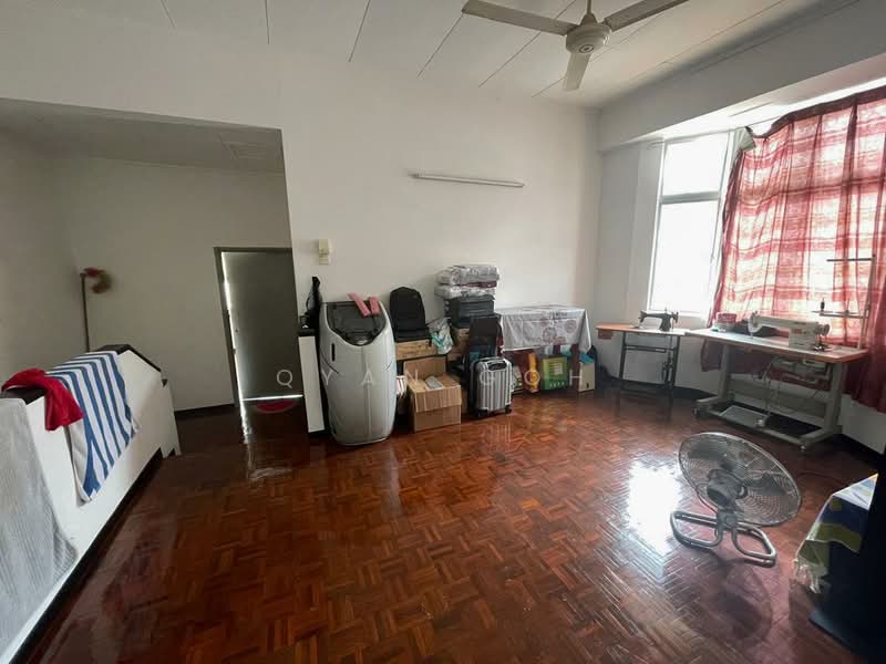 2-storey Terraced House for Sale in Taman Bukit Gambier (Gelugor) - Qyan Goh - Living Room - PropertyGuru.com.my