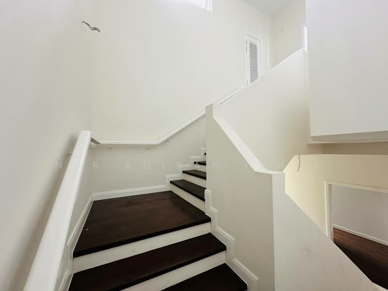 Rumah Banglo untuk Dijual di Mont Kiara (Kuala Lumpur) - Nur Adibah Ishak - PropertyGuru.com.my