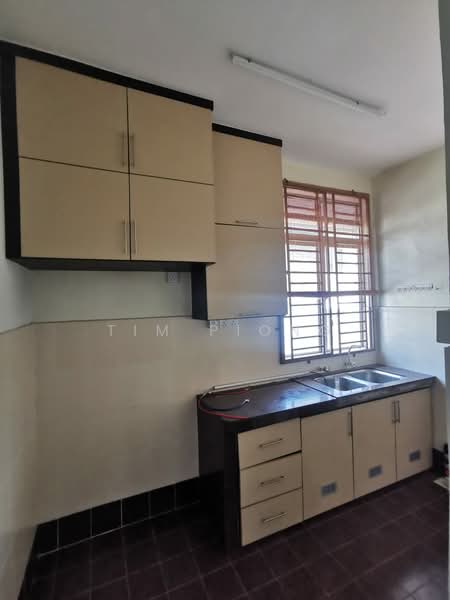 Townhouse for Sale in Taman Krubong Perdana (Krubong) - Tim Piong - Kitchen - PropertyGuru.com.my