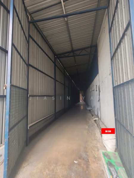 Warehouse for Rent in Seberang Perai (Penang) - Jiasin Yap - Corridor - PropertyGuru.com.my