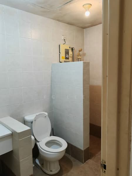 Condominium for Rent at Casa Tropicana - KC Lee - Bathroom - PropertyGuru.com.my