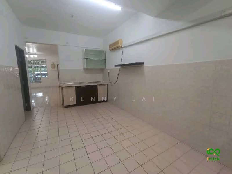 Rumah Teres 2 Tingkat untuk Disewa di Bandar Mahkota Cheras (Cheras) - Kenny Lai - Kitchen - PropertyGuru.com.my