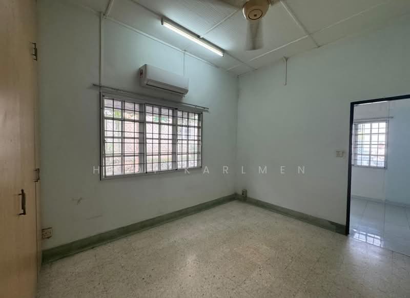 Bungalow for Sale in Seksyen 12 (Petaling Jaya) - Hooi Karlmen - Interior - PropertyGuru.com.my