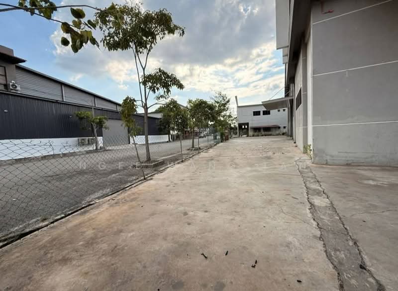 Factory for Sale in Taman Perindustrian Krubong (Krubong) - Ngee Wang Tan - Exterior - PropertyGuru.com.my