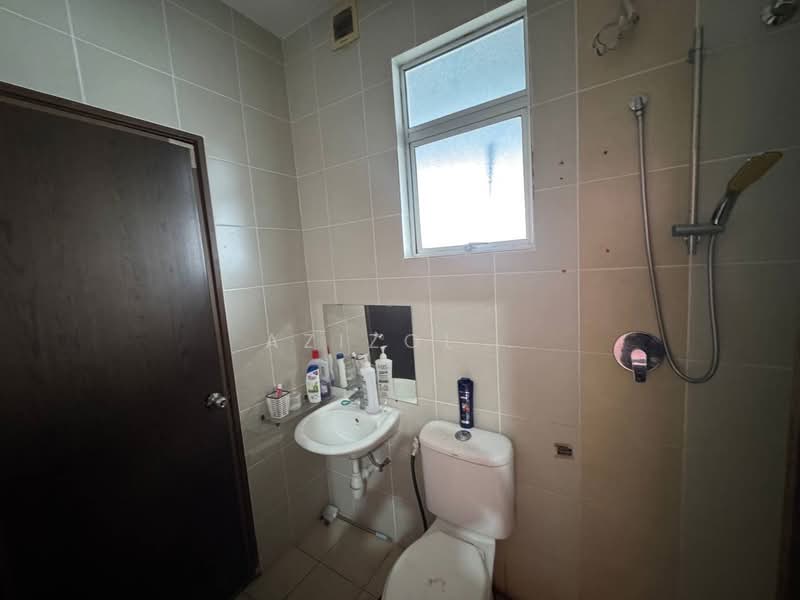 2-storey Terraced House for Sale in Saujana Utama (Selangor) - Azizol . - PropertyGuru.com.my