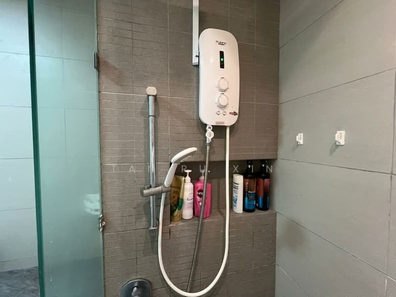 Servis Apartment untuk Disewa di Serini Melawati - Tan Ru Xin - Bathroom - PropertyGuru.com.my